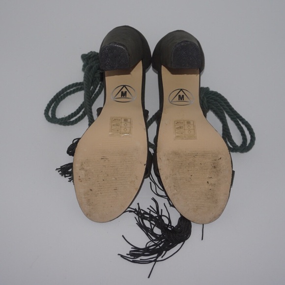 Beautiful Oliver Green Missguided Block Heels - Picture 4 of 4